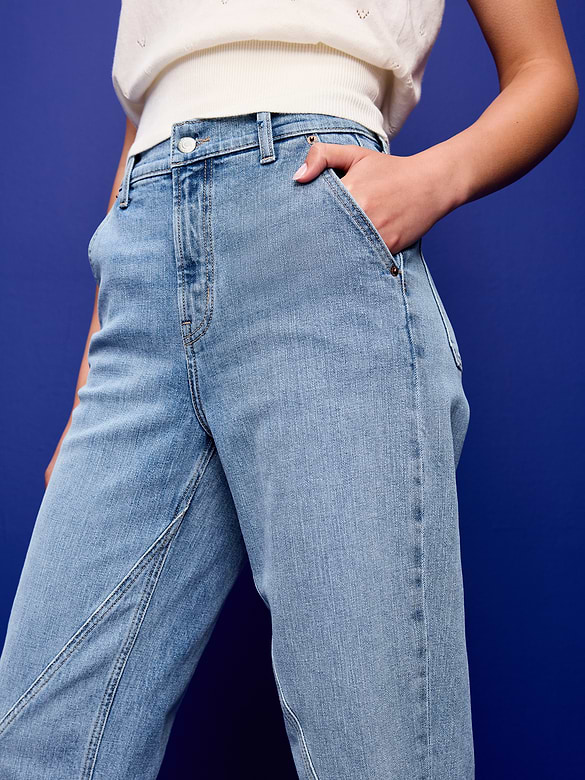 High-Waisted Baggy Barrel Jeans