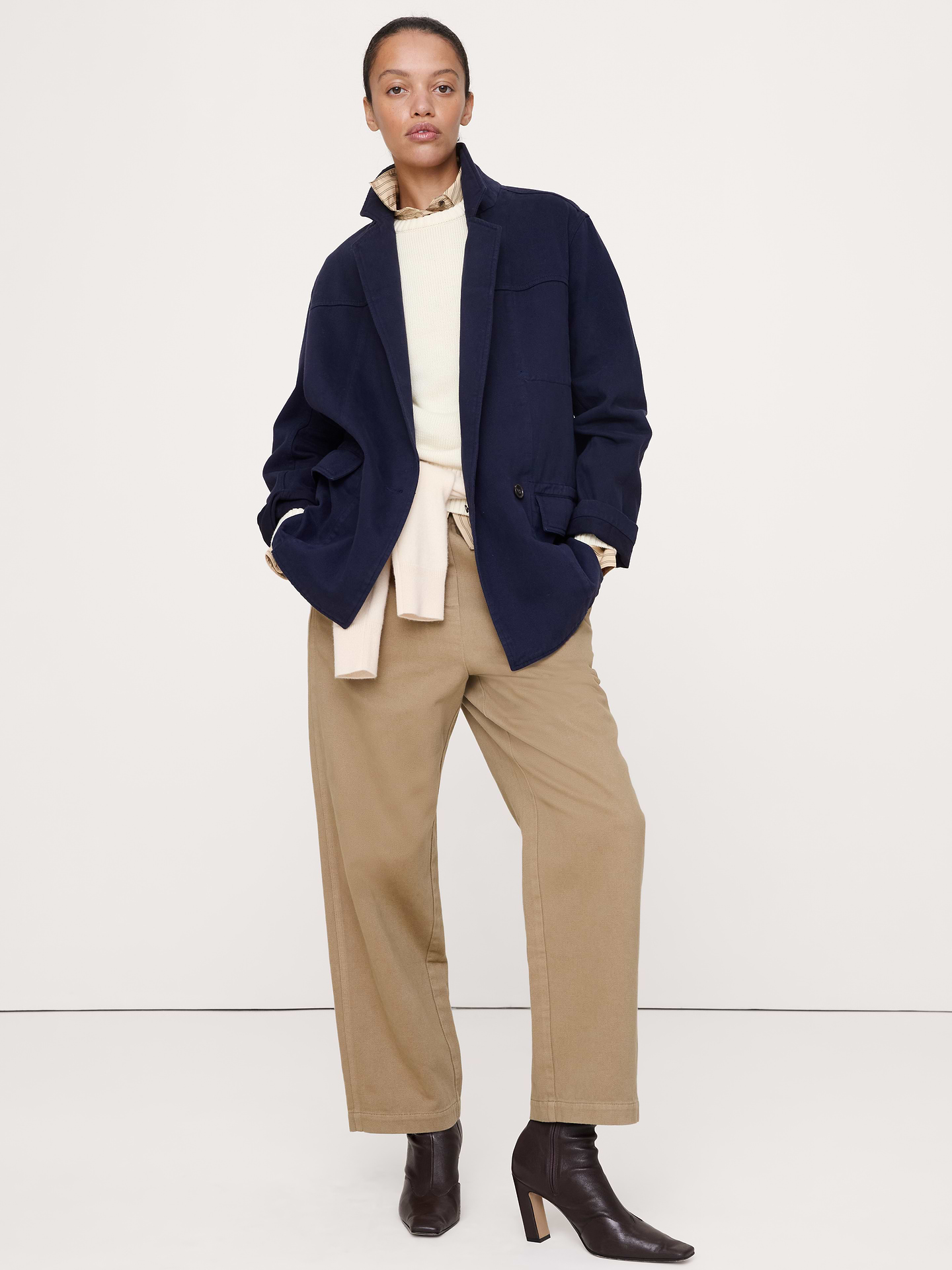 L'image numéro 1 présente Blazer utilitaire en coton et lin