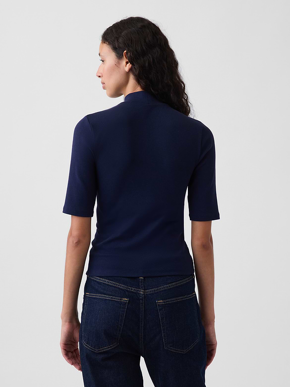 Modern Mockneck T-Shirt