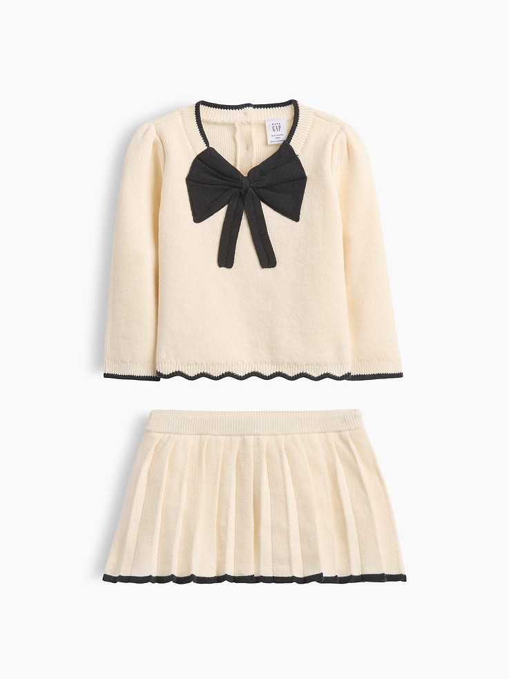 Image number 1 showing, Baby Bow Sweater Skort Set
