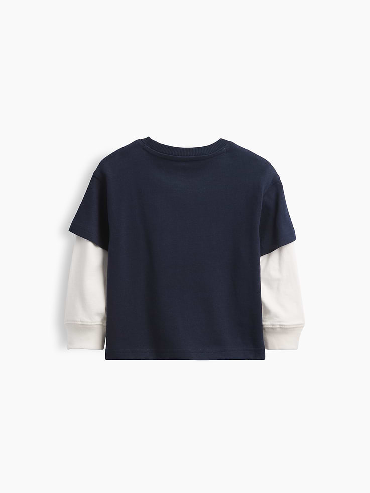 L'image numéro 2 présente T-shirt à superposition Gap × Disney pour Bébé et Tout-petit