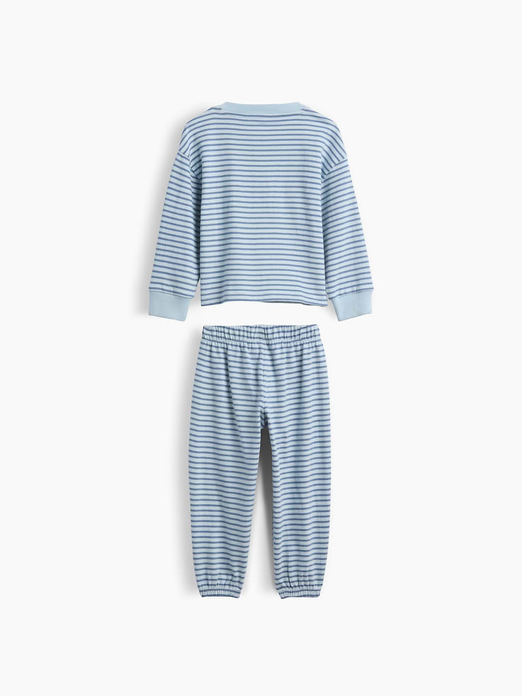 Image number 2 showing, Baby & Toddler Stripe Henley Outfit Set