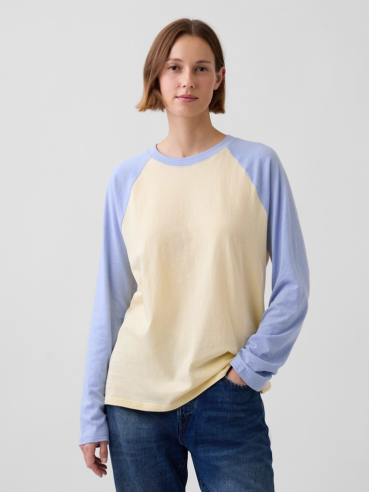 Image 1 of 5, The biggest tee in our closet. Cut loose. Crafted in 100% cotton. Feels like vintage — but better., Soft, lightweight cotton jersey T-shirt. In an oversized fit and tunic length., Crewneck., Long raglan sleeves., Colorblock design., Product #1187079