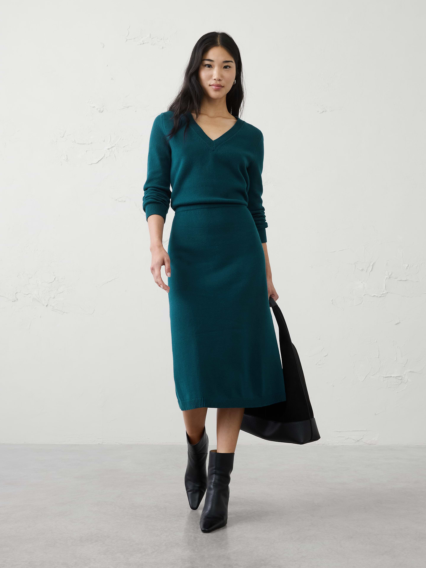 Image number 1 showing, Vee-Neck Sweater Midi Dress