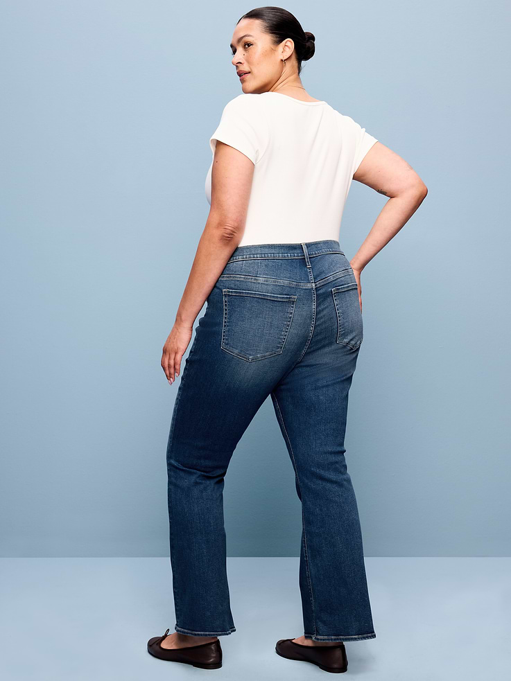 L'image numéro 7 présente Jean semi-évasé à taille basse
