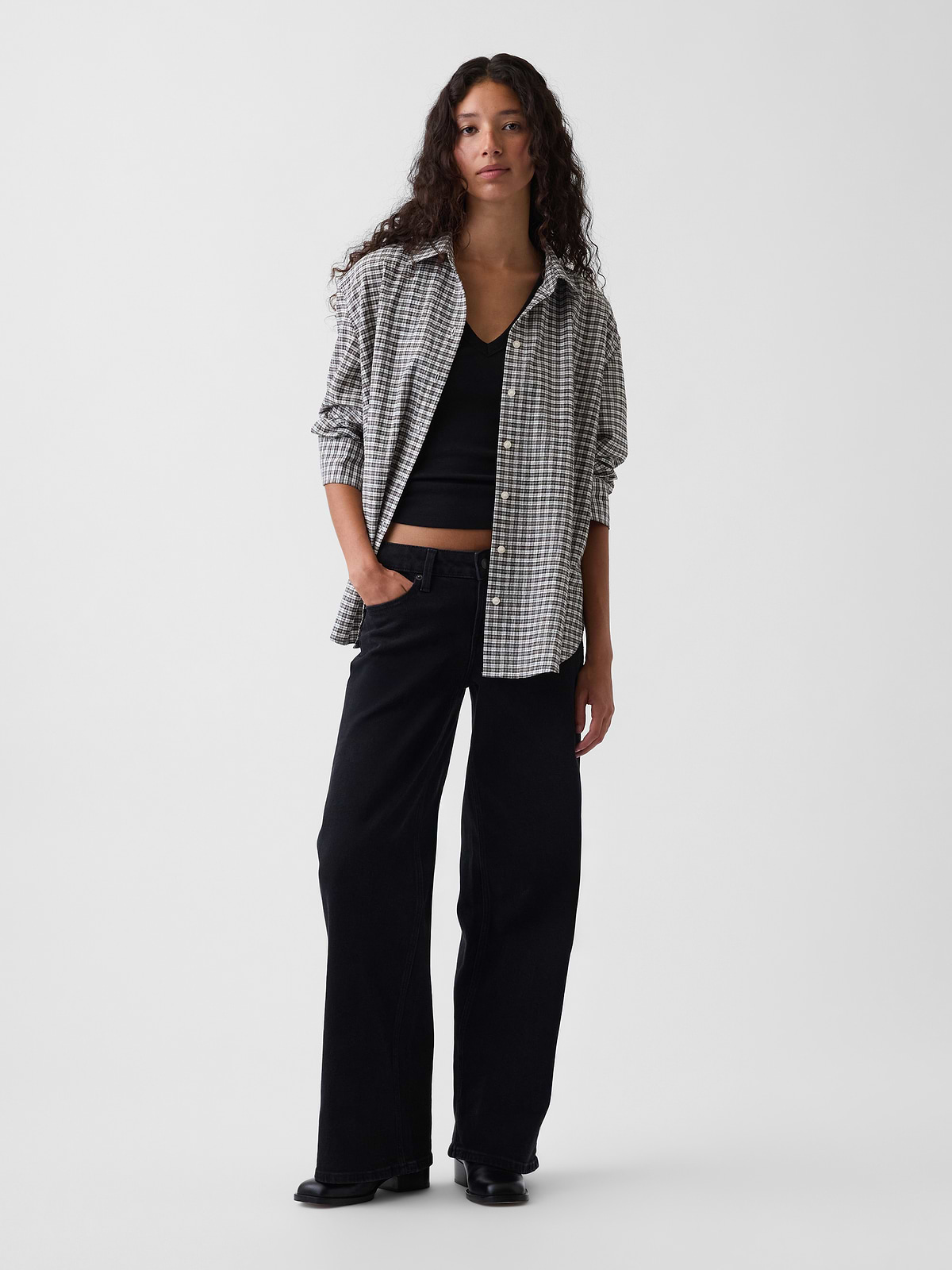 Low Rise Stride Wide-Leg Jeans