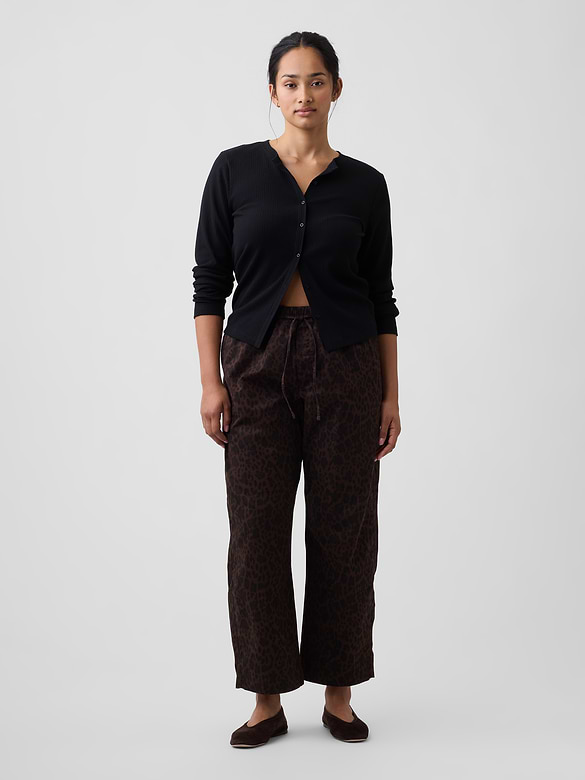 Mid Rise Easy Barrel Khakis