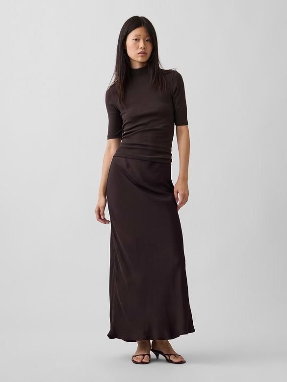 Modern Mockneck T-Shirt