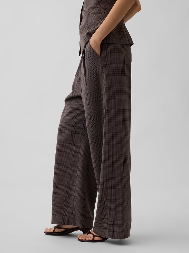 Image number 3 showing, 365 High Rise Brushed Twill Pleated Trousers