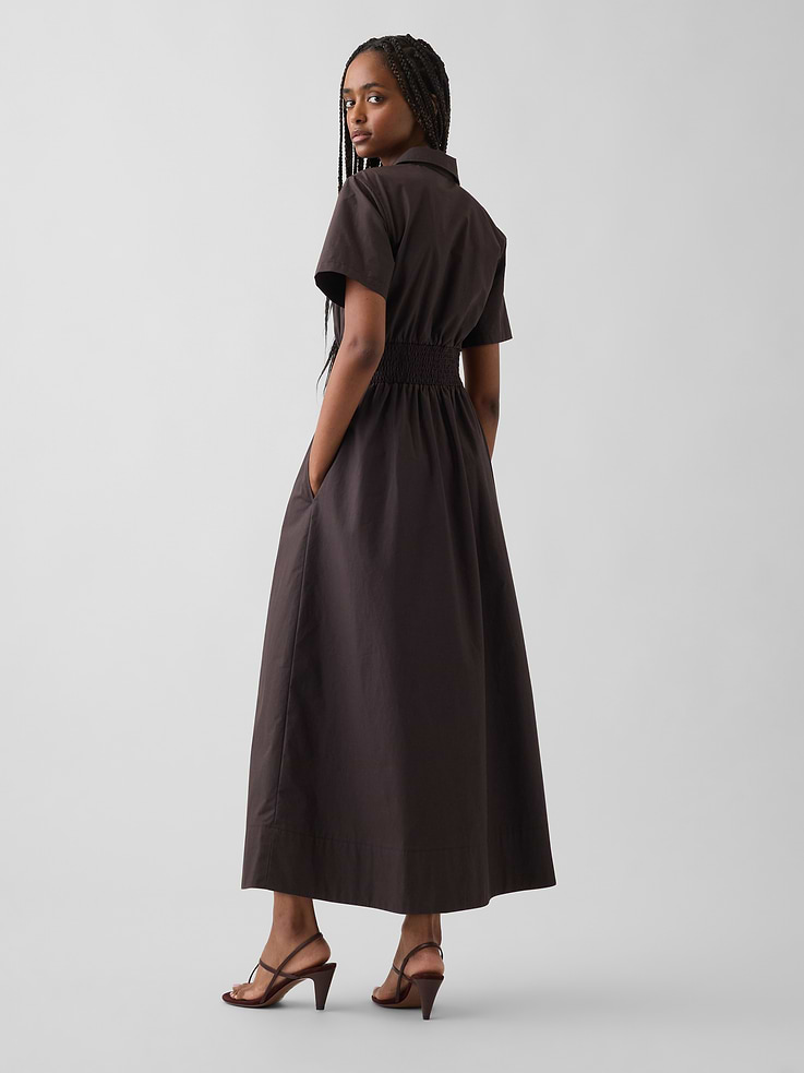 L'image numéro 2 présente Robe chemisier longue à taille smockée en popeline