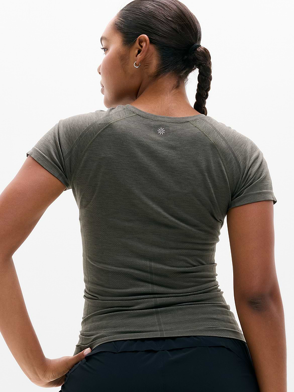 Momentum Flex Tee