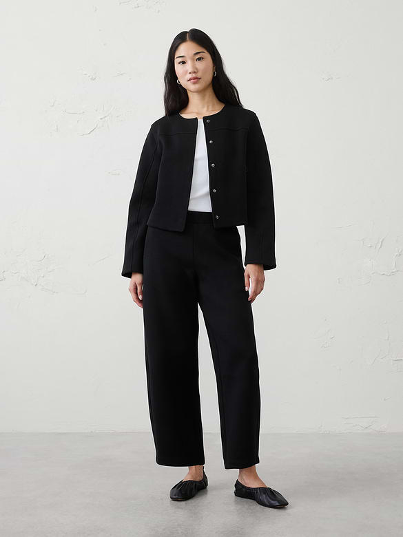 Weekender Barrel-Leg Mid-Rise Pant