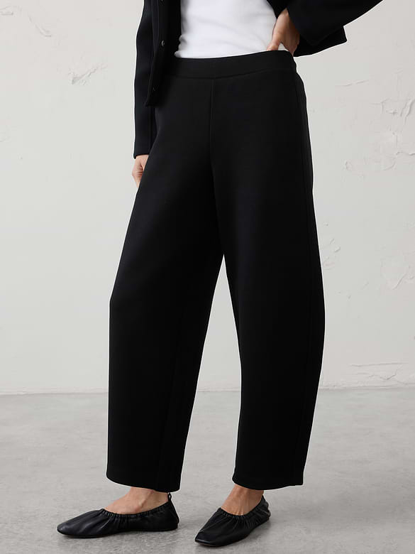 Weekender Barrel-Leg Mid-Rise Pant