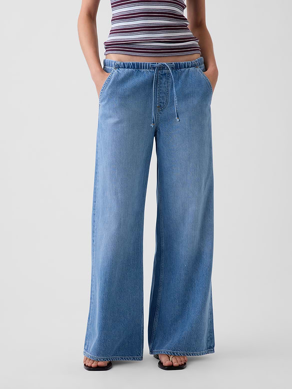 Low Rise UltraSoft Stride Easy Wide-Leg Jeans