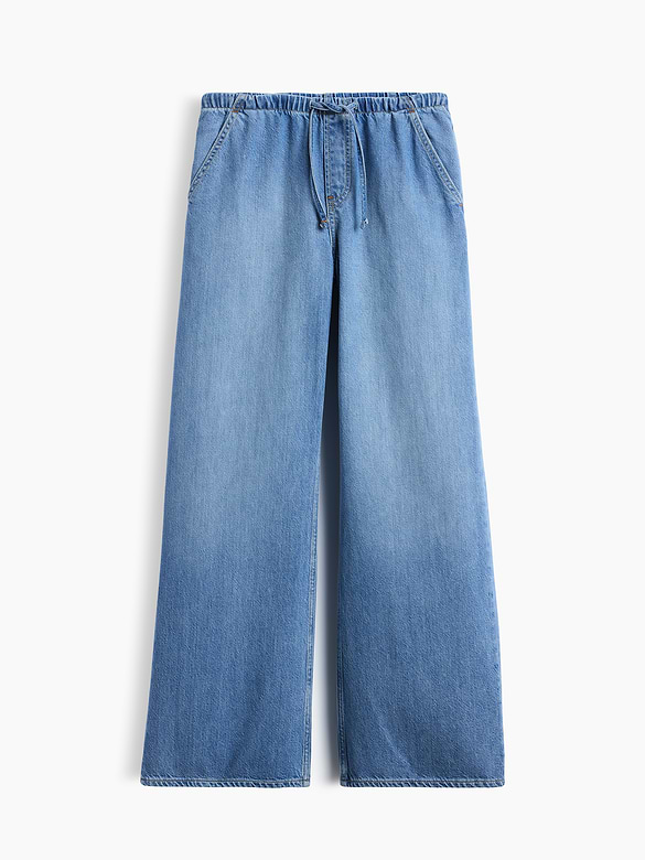 Low Rise UltraSoft Stride Easy Wide-Leg Jeans