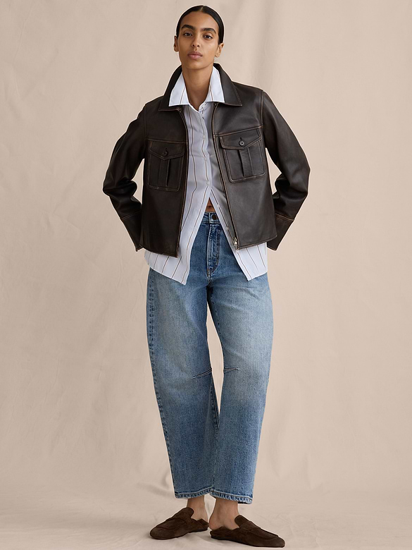 Mid-Rise Barrel Crop Jean