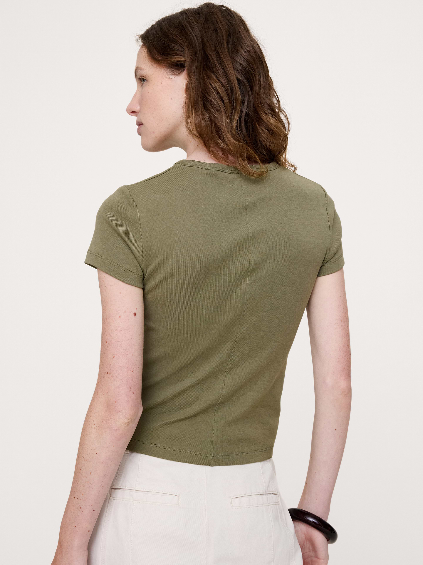 L'image numéro 2 présente T-shirt minimaliste en coton pour bébé
