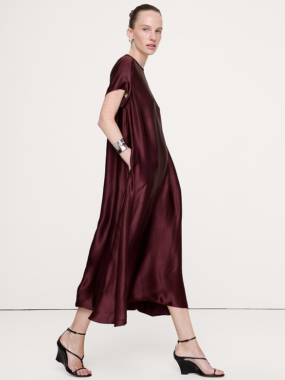 Robe trapèze en satin italien