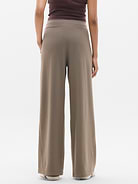 Image number 3 showing, Coaster Luxe Pant