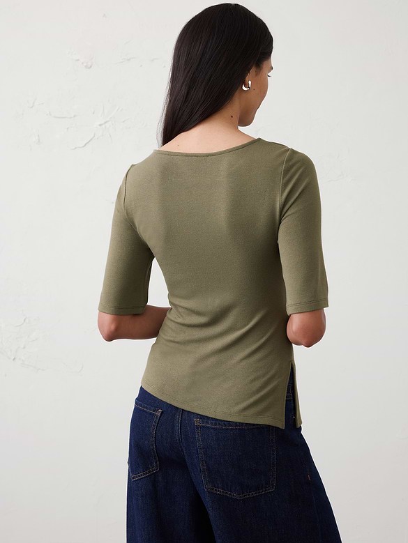 Soft Luxe Side-Ruched Top