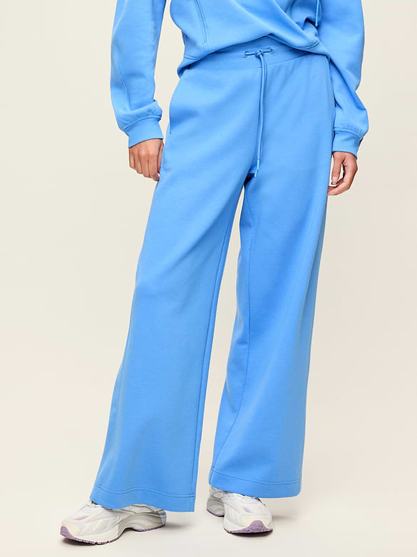 Extra High-Waisted Dynamic Fleece Wide-Leg Sweatpants