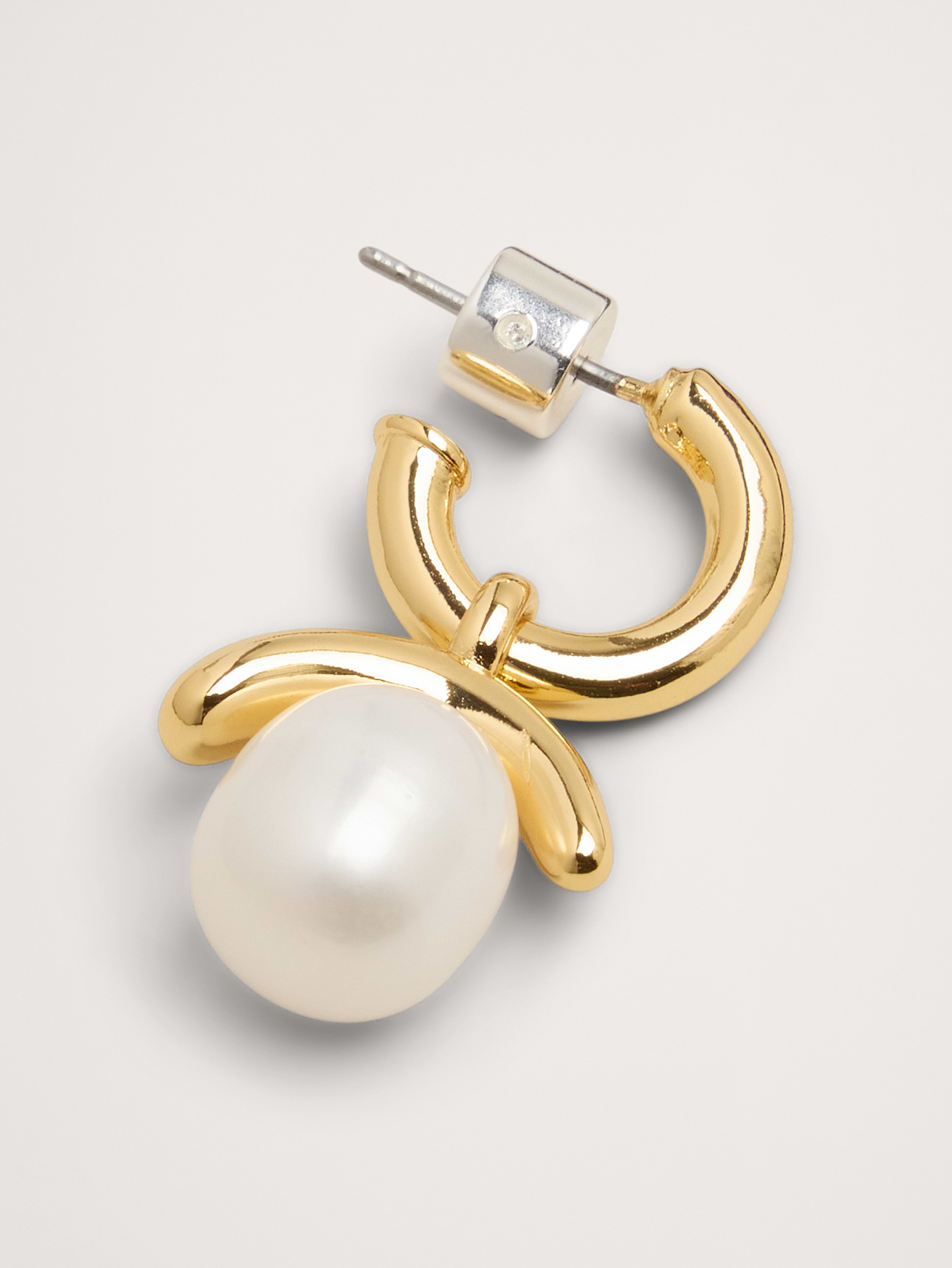 Image number 2 showing, Pearl Drop Earrings