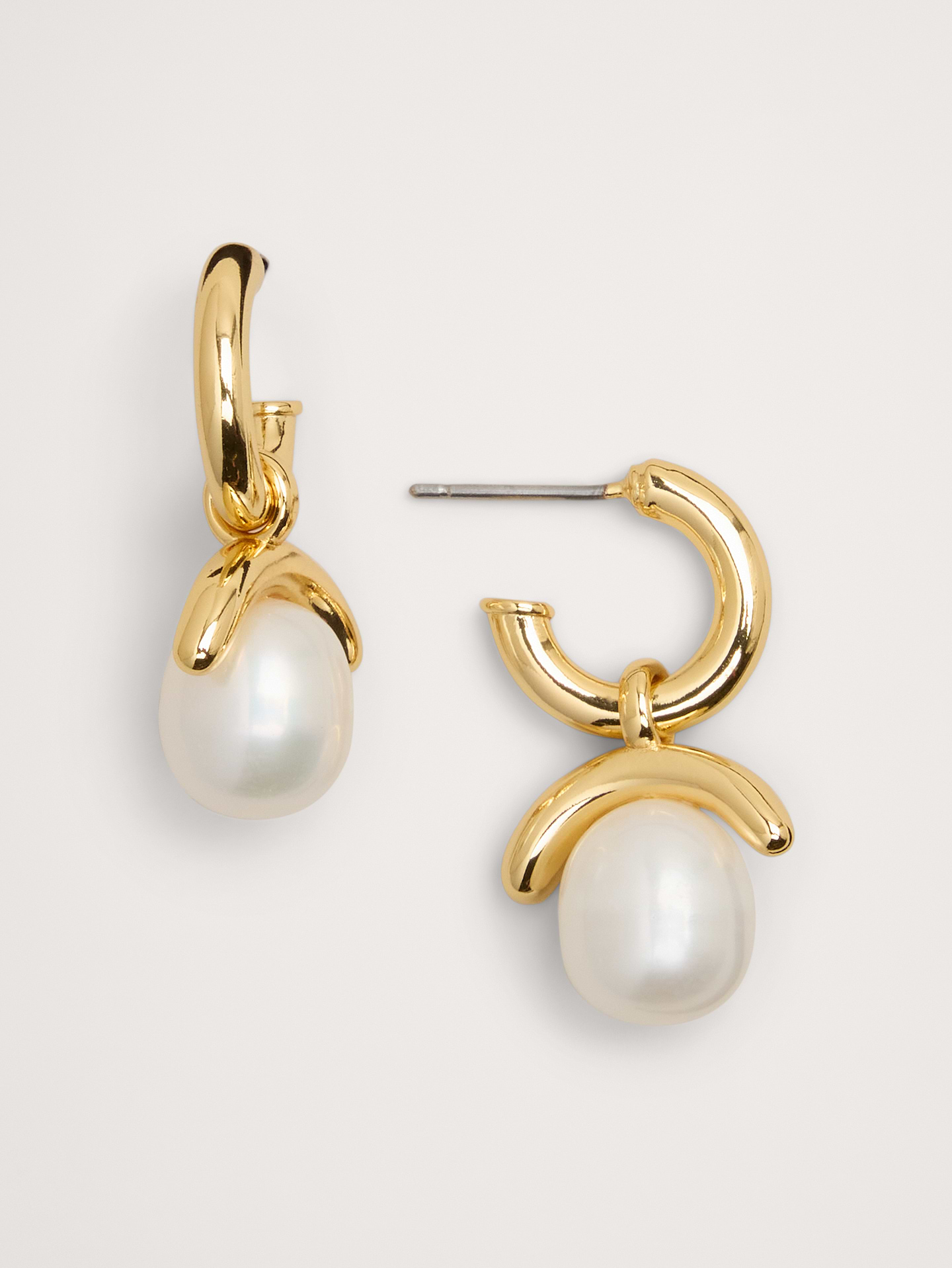 Image number 1 showing, Pearl Drop Earrings
