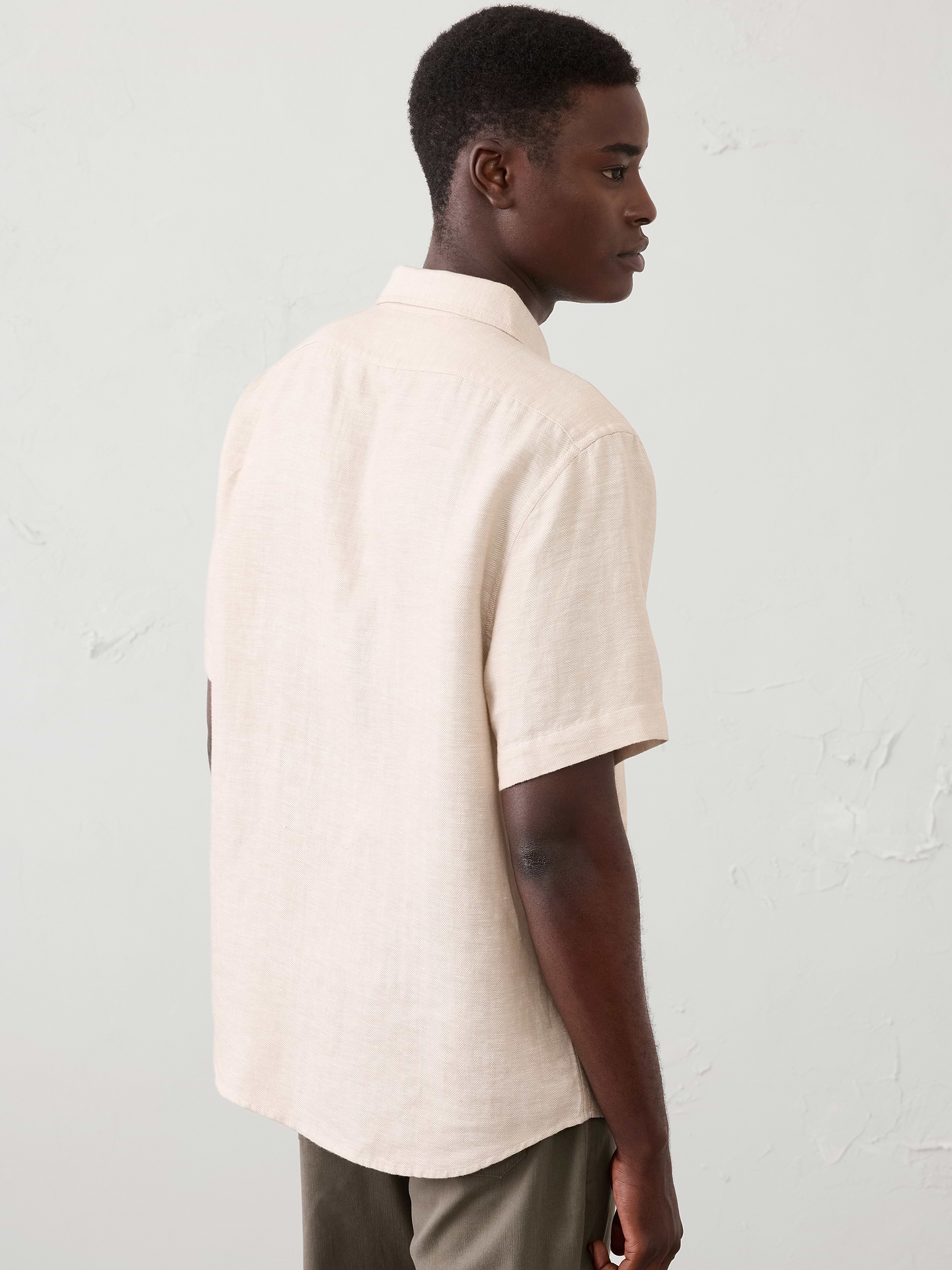 Image number 2 showing, Slim-Fit Linen-Blend Herringbone Shirt