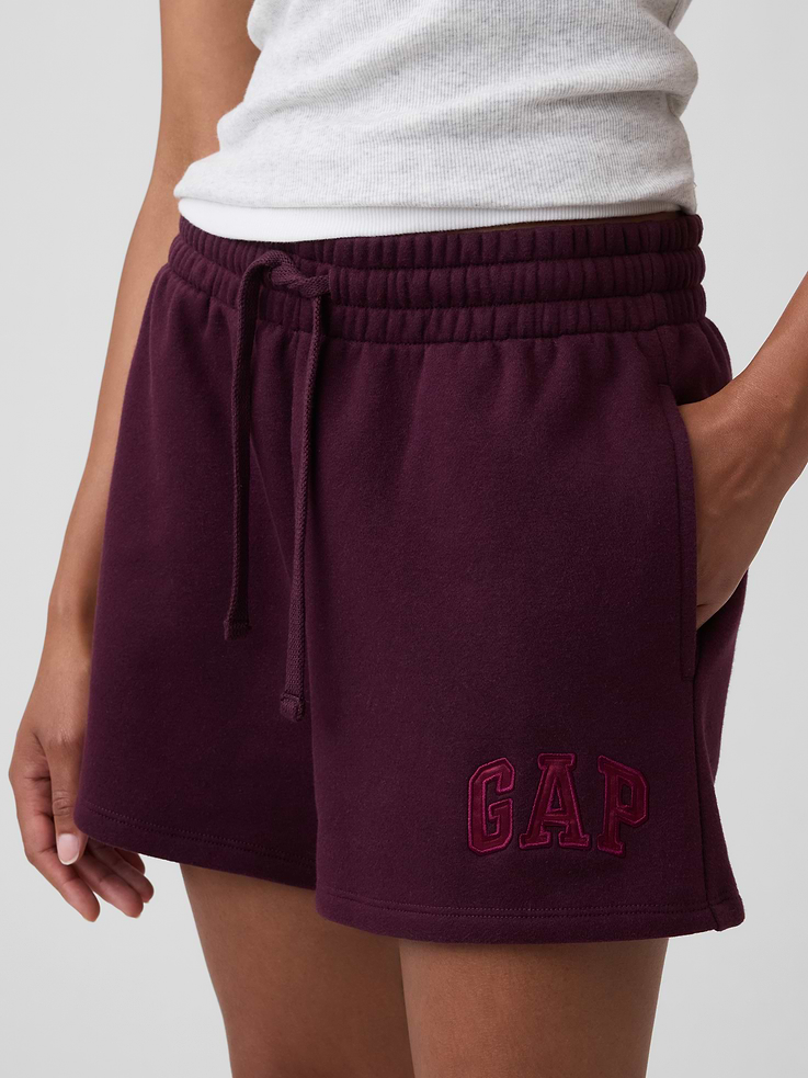 Image number 4 showing, Gap Logo Shorts