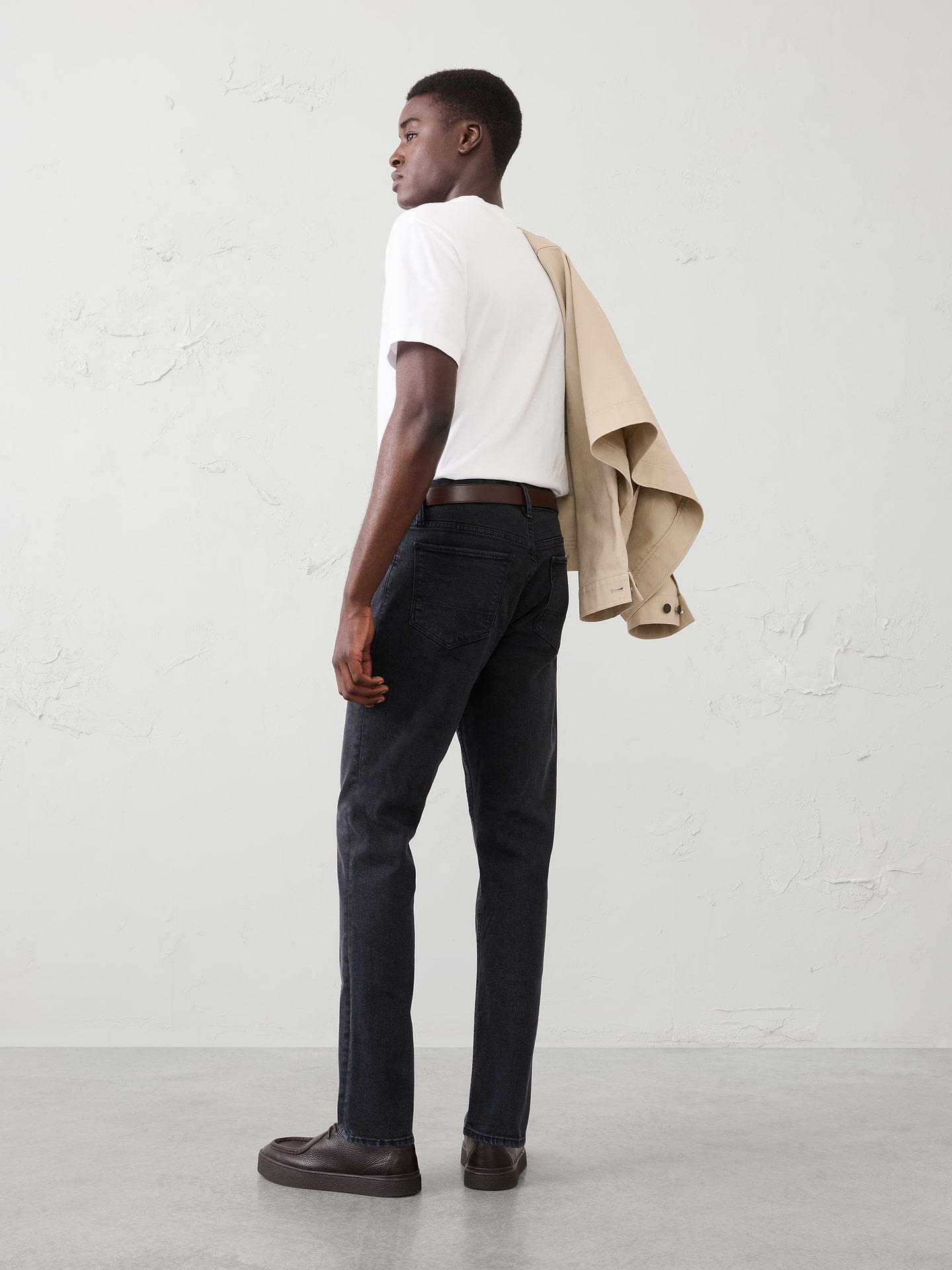 Image number 2 showing, Slim Travel Jean