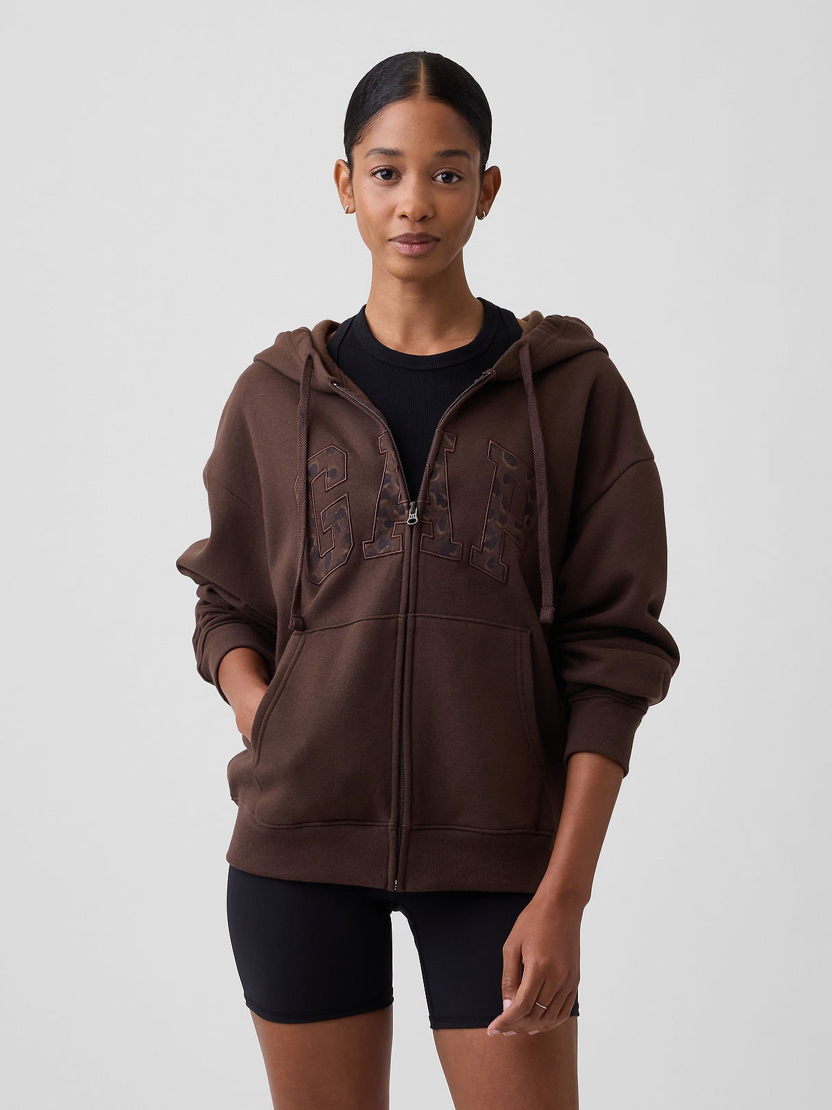 gap2224 Relaxed Gap Logo Zip Hoodie | Gap Factory