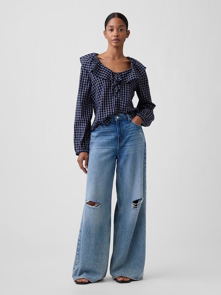 Image 3 of 5, Relaxed Ruffle Top