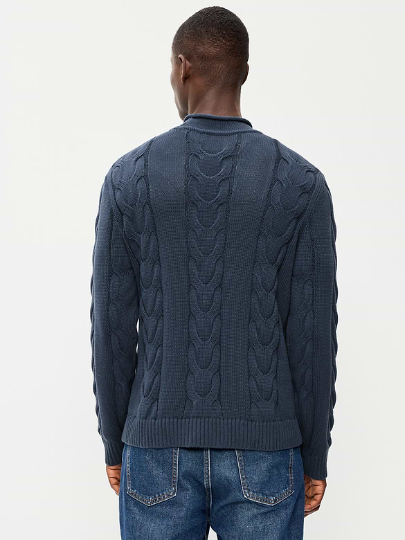 Loose Cable-Knit Sweater