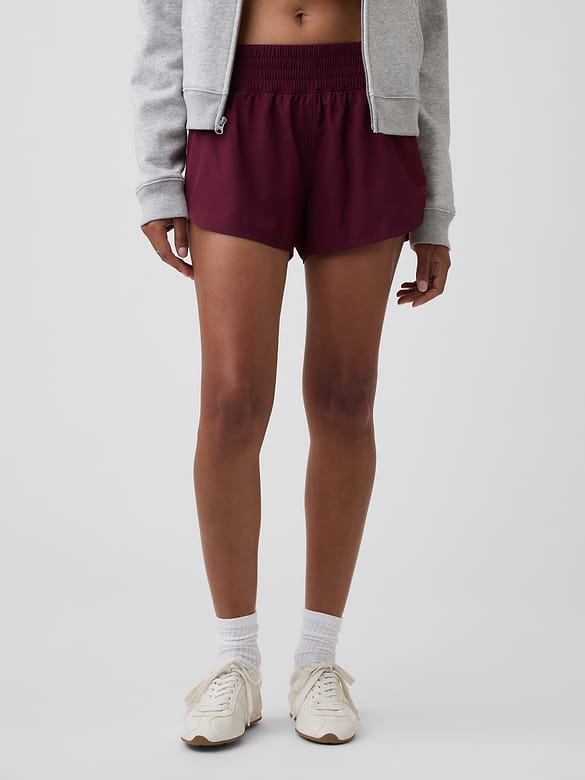 GapFit 3" Mid Rise Runaround Shorts