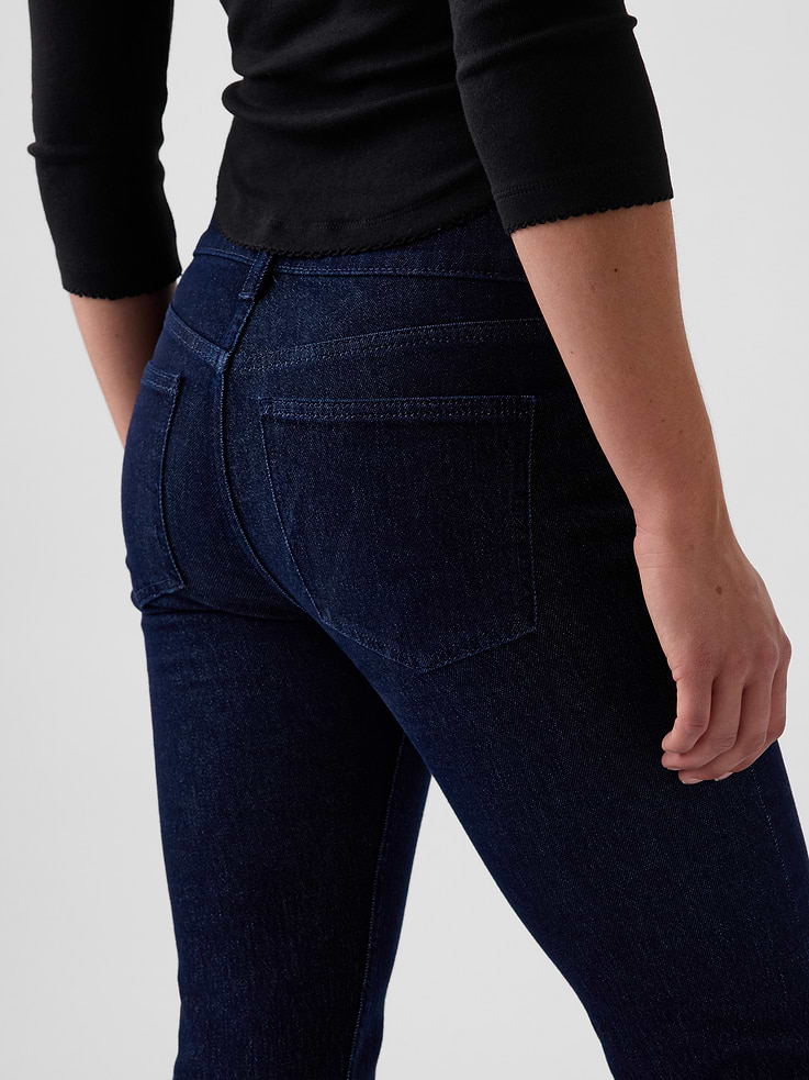 L'image numéro 6 présente Jean étroit droit années 90 à taille basse