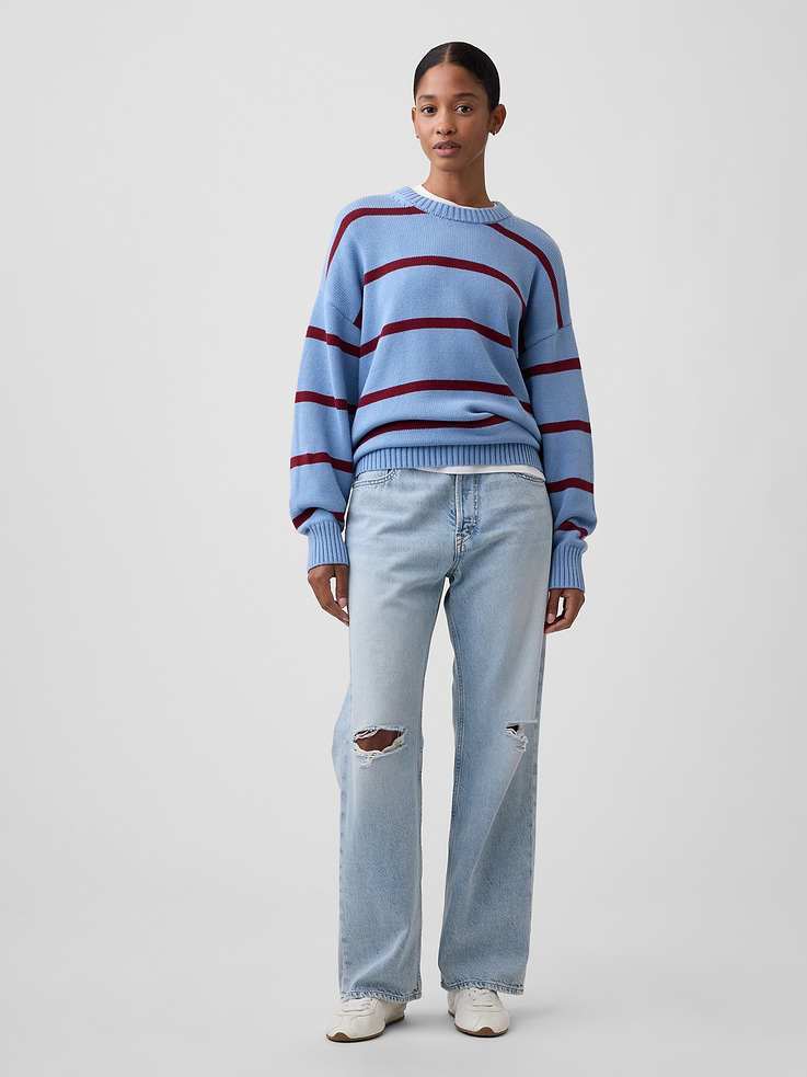 Image 3 of 5, Oversized Crewneck Sweater