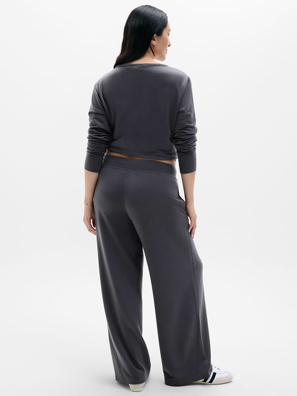 Coaster Luxe Straight Leg Pant
