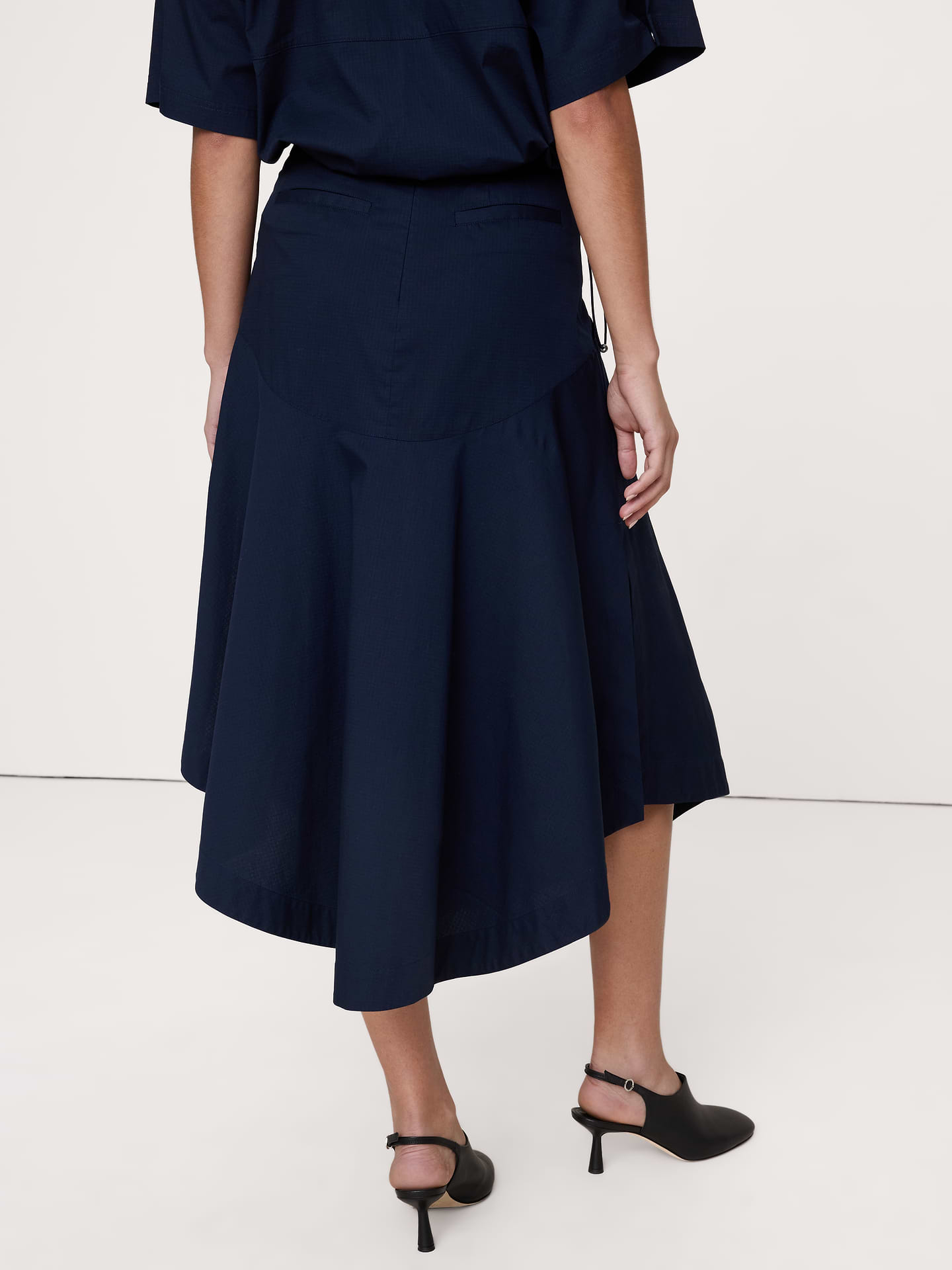 L'image numéro 3 présente Jupe mi-longue en coton extensible à taille basse