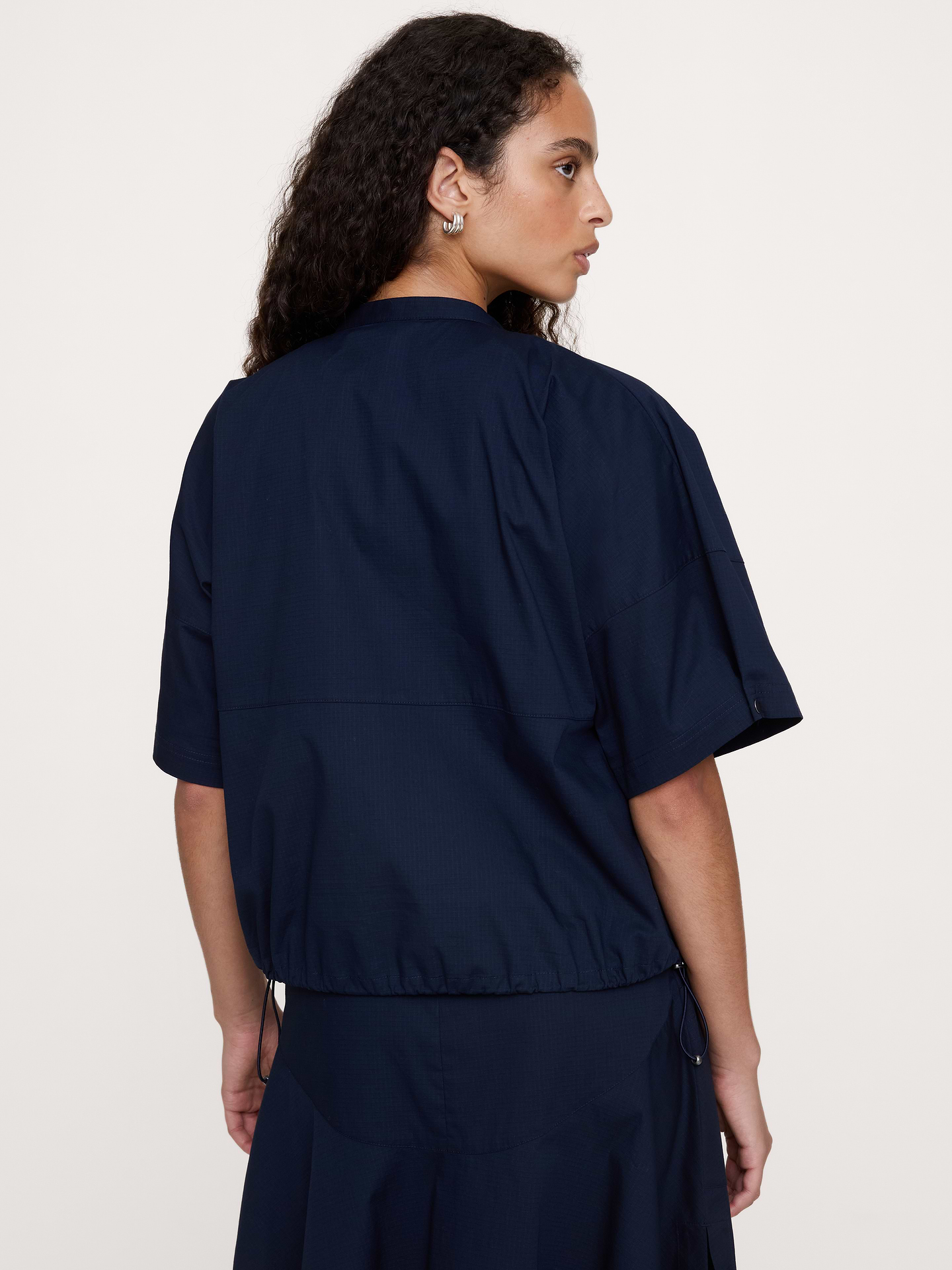 L'image numéro 6 présente Haut en coton extensible à manches bouffantes