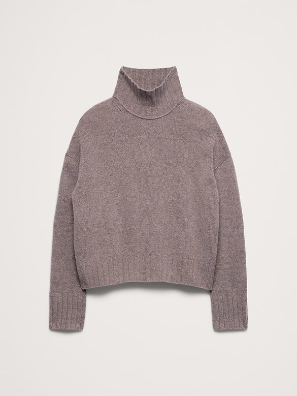 Oversized Cashmere Turtleneck Sweater