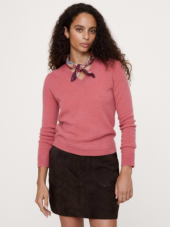 Lightweight Cashmere V-Neck Sweater