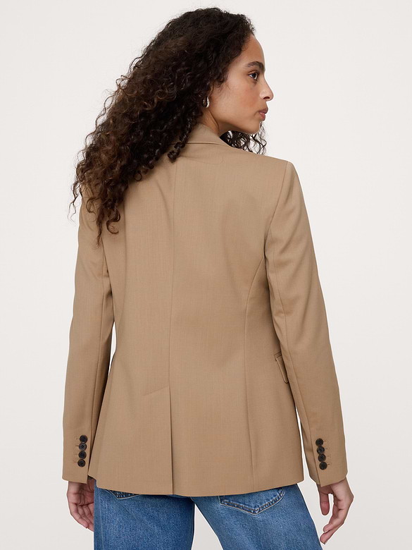 Slim Italian Lightweight Wool Blazer