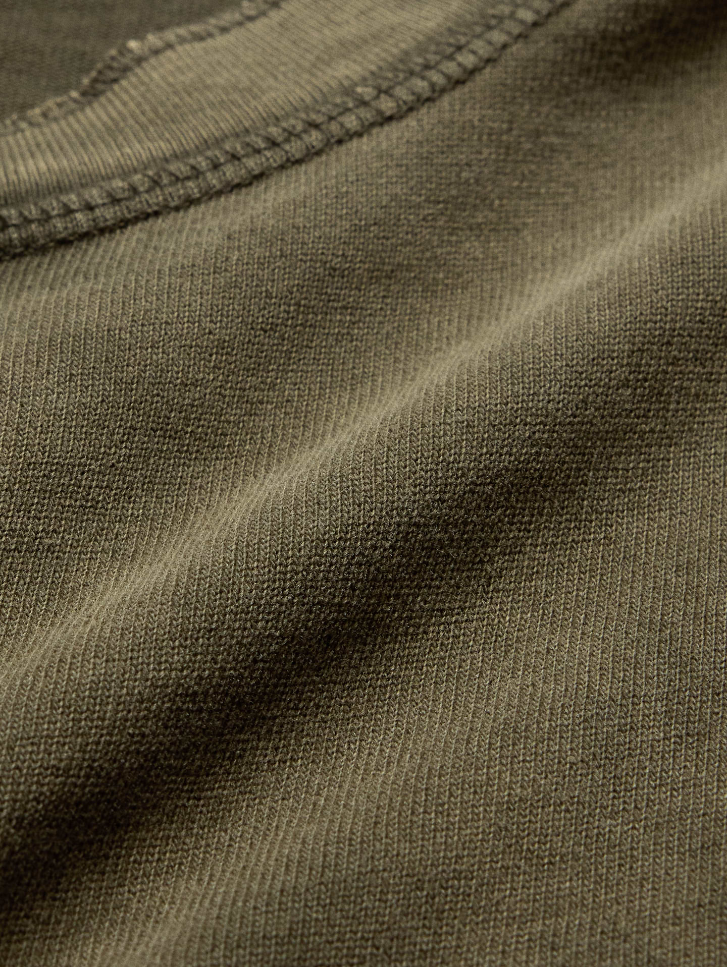 L'image numéro 3 présente T-shirt henley Retour aux archives