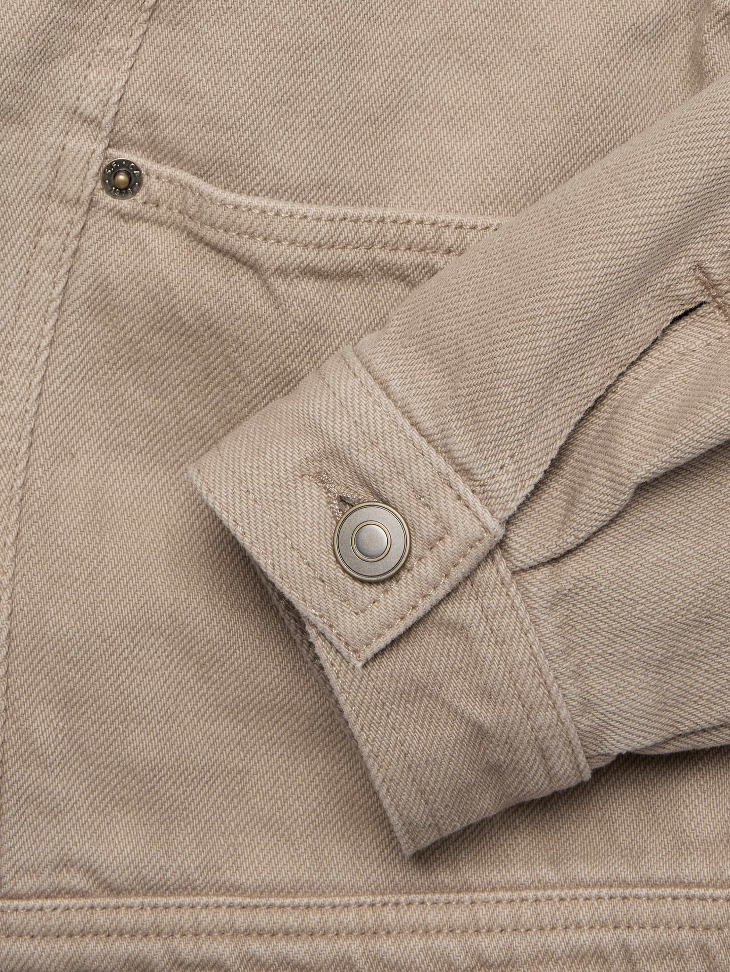 L'image numéro 6 présente Veste en denim Retour aux archives