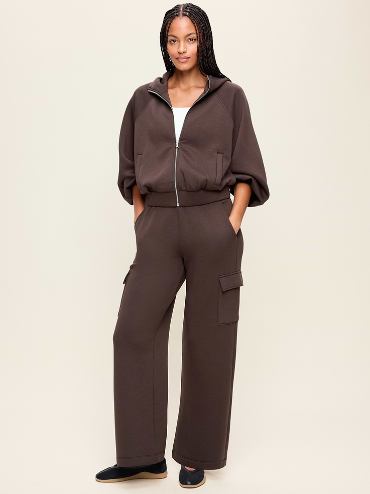 Image number 2 showing, High-Waisted Bounce Fleece Wide-Leg Cargo Sweatpants