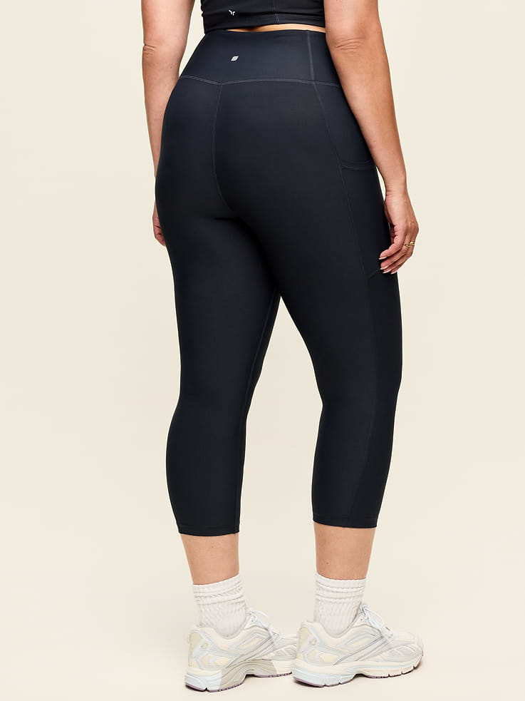 Image number 8 showing, High-Waisted PowerSoft Crop Pocket Leggings