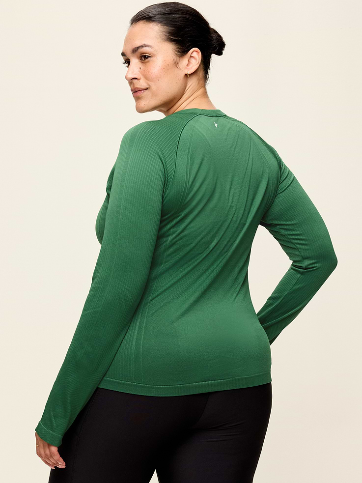 Image number 8 showing, Fluid Seamless Fitted Top