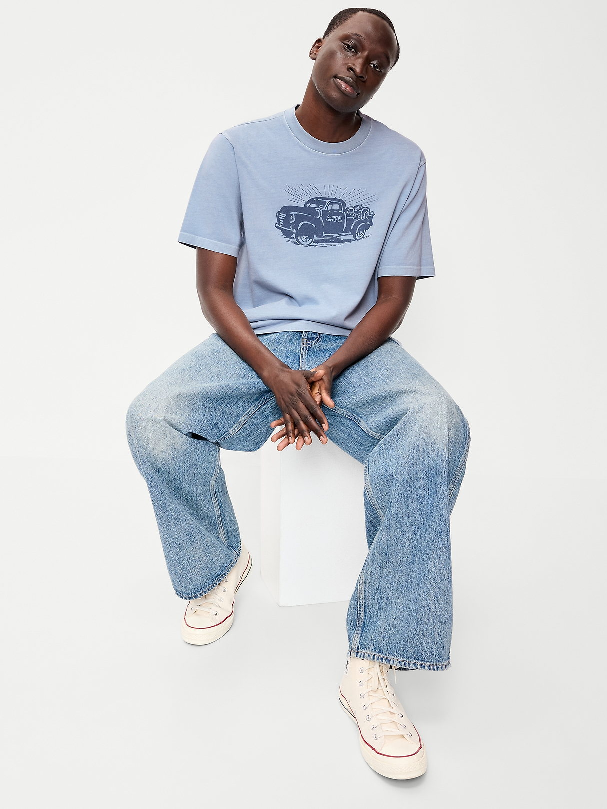 Loose Heavyweight Graphic T-Shirt | Old Navy