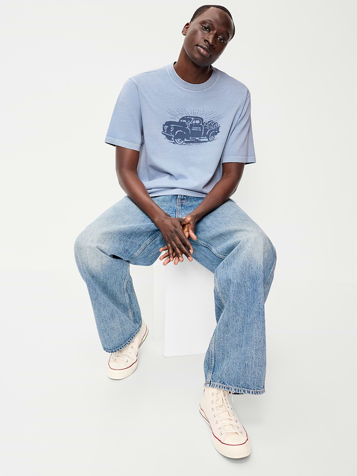 Image number 3 showing, Loose Heavyweight Graphic T-Shirt