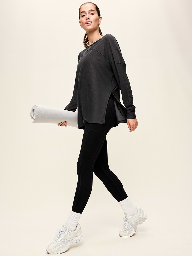 Image number 3 showing, CloudMotion Long-Sleeve Tunic